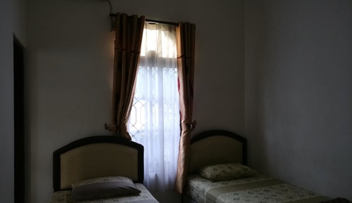 Economy-Zweibettzimmer