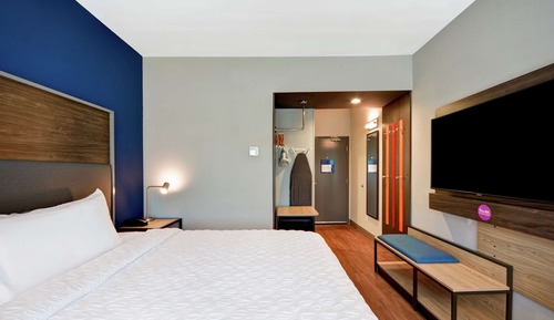 Zimmer, 1 King-Bett, barrierefrei (Hearing)