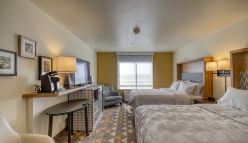 Standardzimmer, 2 Queen-Betten, barrierearme Badewanne (Communications, Mobility, Access Tub)