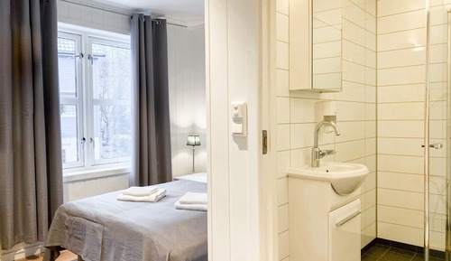 Standard-Doppel- oder -Zweibettzimmer