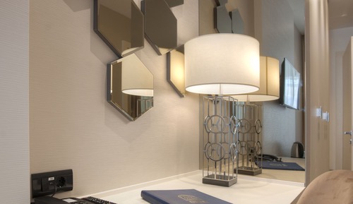 Doppel- oder Zweibettzimmer, Balkon, Bergseite