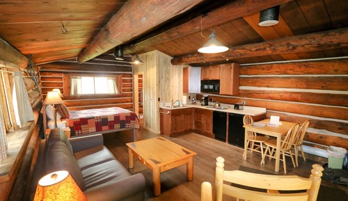 Ferienhütte, 1 Queen-Bett und Schlafsofa, eigenes Bad