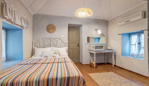 Family Room with Veranda