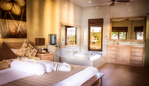 Villa, 4 Schlafzimmer, eigener Pool, Meerblick