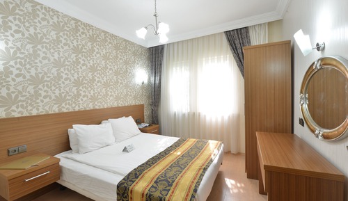 Standard-Studio, 2 Schlafzimmer, Balkon, Gartenblick