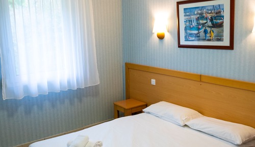 Zimmer, 3 Schlafzimmer, Verbindungszimmer