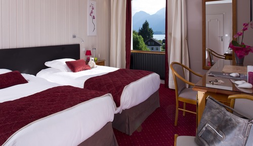Doppel- oder Zweibettzimmer, Seeblick