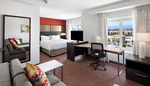 Studio, 1 King-Bett und Schlafsofa (Mobility/Hearing Access, Roll-In Shwr)