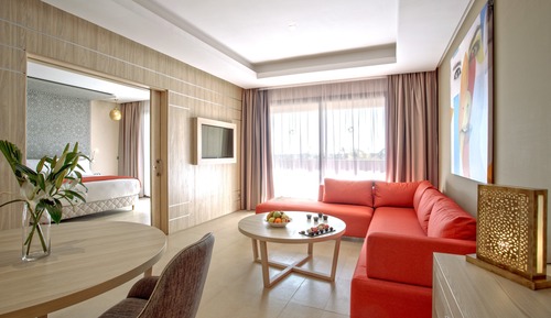 Suite (for one person)