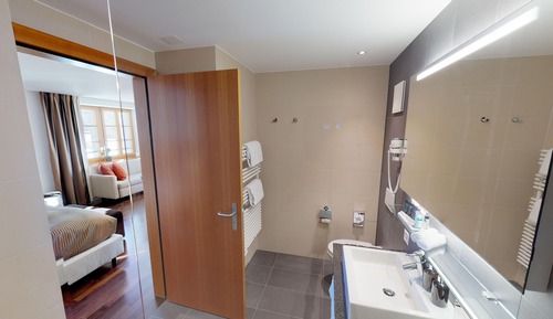 Junior-Doppel- oder -Zweibettzimmer, Bergblick, Eckzimmer