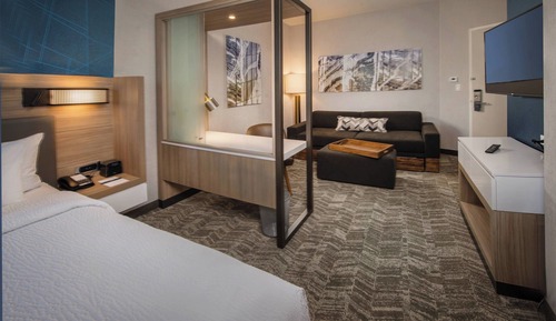 Suite, Mehrere Betten (Mobility Accessible, Tub)
