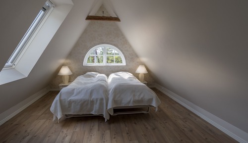 Deluxe-Haus, Annex