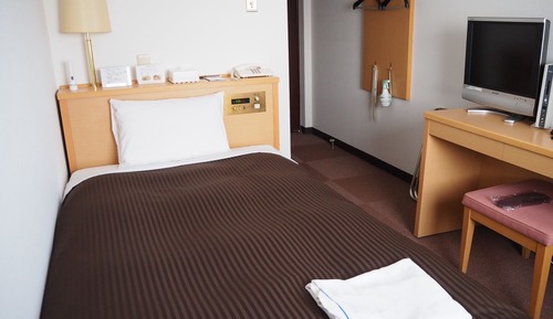 Einzelzimmer, Raucher, eigenes Bad