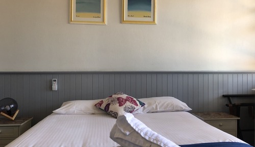 Zimmer, 1 Queen-Bett, Seeblick
