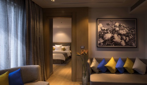 Suite, 1 King-Bett (Executive Suite)