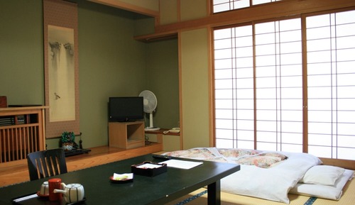 Traditional-Zimmer (Japanese Style)