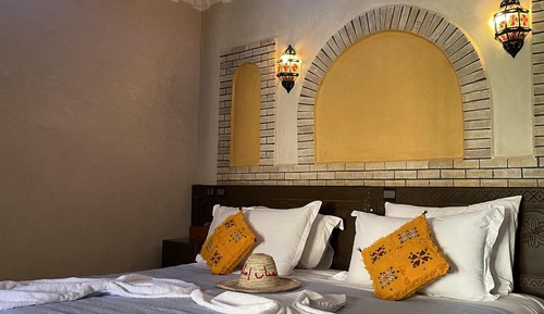 Junior-Doppel- oder -Zweibettzimmer, Gartenblick