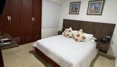 Familien-Vierbettzimmer, 2 Doppelbetten, Gartenblick