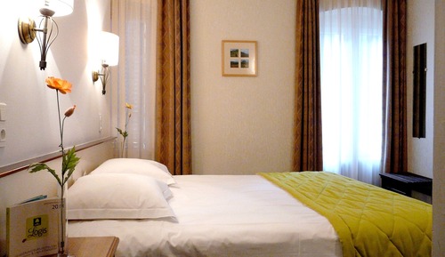 Standard-Doppelzimmer