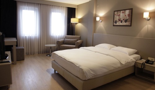 Standard-Doppelzimmer, Gartenblick