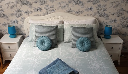 Doppelzimmer, mit Bad (Chambre DORDOGNE)