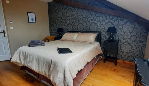 Standard-Doppelzimmer, mit Bad (Chambre BAROQUE)