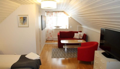 Familienzimmer (3 Adults, 2 Children)