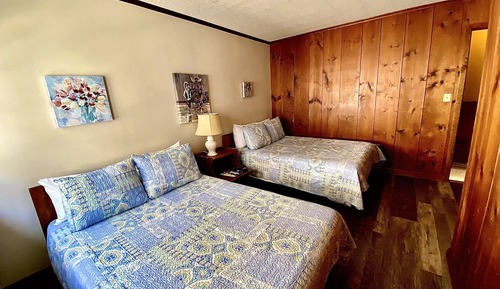 Basic-Zimmer, 2 Doppelbetten