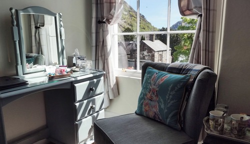 Panoramic-Doppelzimmer, 1 King-Bett, mit Bad, Flussblick