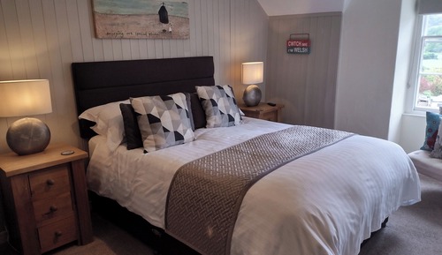 Comfort-Doppelzimmer, 1 King-Bett, mit Bad, Bergblick