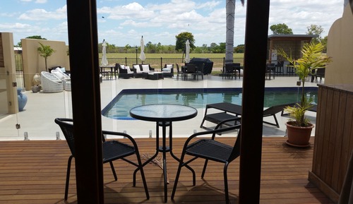 Deluxe-Apartment, 1 Schlafzimmer, Poolseite (Minimum Age 18)