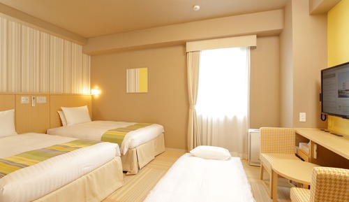 Zweibettzimmer (with max2 futon to match #of adult)