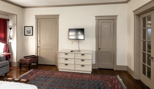 Deluxe-Apartment, 1 Schlafzimmer, Balkon, zum Garten hin