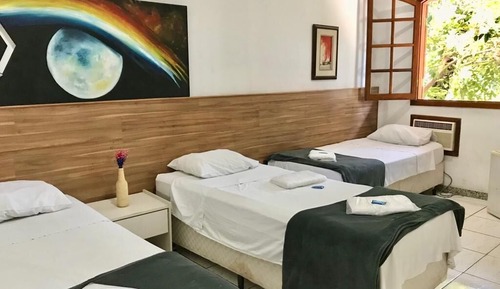 Dreibettzimmer, Mehrere Betten