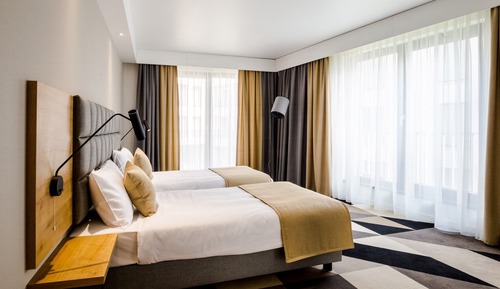 Deluxe-Suite (Family Room)