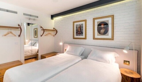 Deluxe-Doppel- oder -Zweibettzimmer