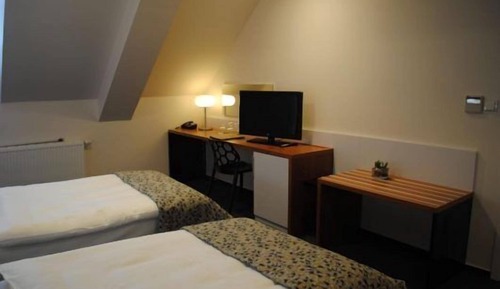 Standard-Doppel- oder -Zweibettzimmer