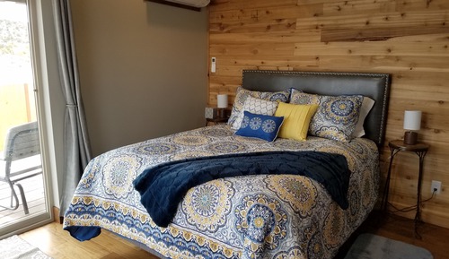 Vacation Home, Separate Bedroom, Full Kitchen (Big Dipper)