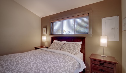 Ferienhütte, Gartenblick