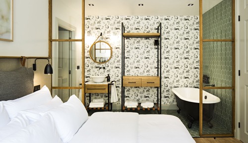 Superior-Doppelzimmer, Badewanne