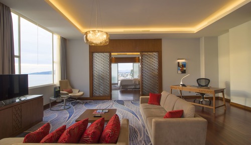 Presidential-Suite, 1 King-Bett, Meerblick