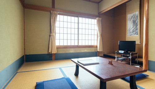 Traditional-Zimmer (Youryu)