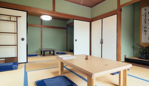 Traditional-Zimmer (Shinonome)