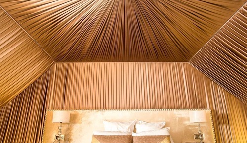 Deluxe-Suite (Indian)