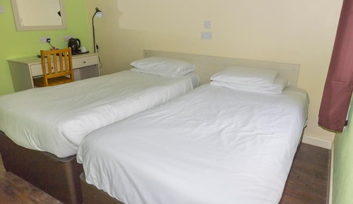 Zweibettzimmer, mit Bad