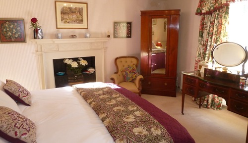 Luxury-Zimmer, mit Bad (King Bed, Church View)