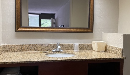 Zimmer, 2 Doppelbetten, Nichtraucher