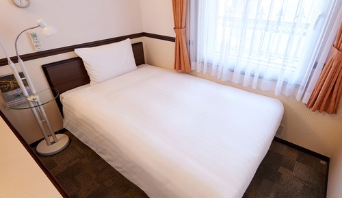 Economy-Einzelzimmer, Raucher