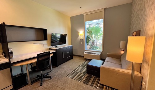 Suite, 1 King-Bett, barrierefrei (Hearing)