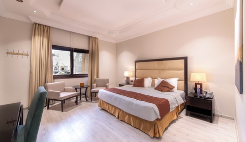 Villa Deluxe  (4 Bed Rooms )